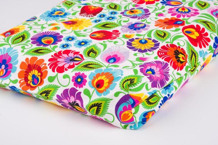 white cotton bag decorated with lowicz folk flowers pattern