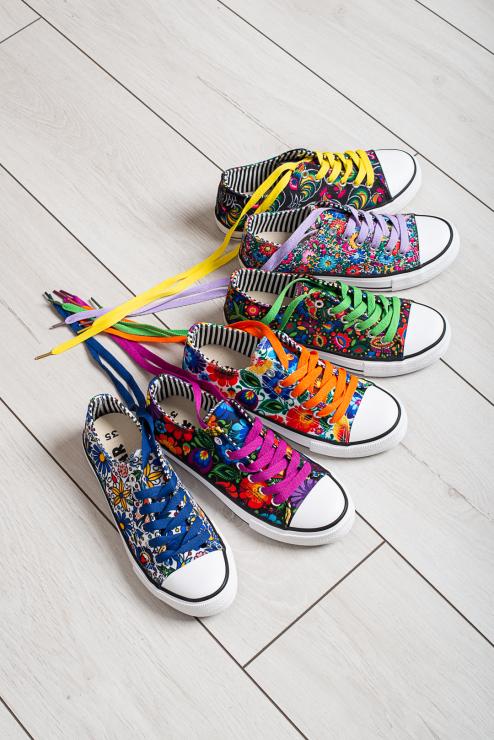 whole collection of folk sneakers from Folkstar
