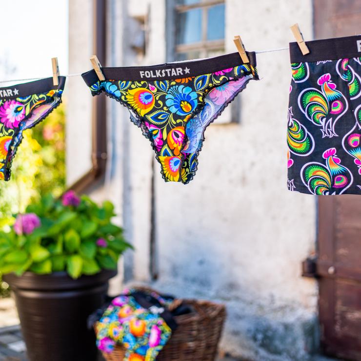 women's panties in a łowicki pattern black while drying