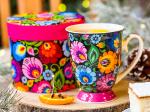 folk mug with a box decorated with lowicz black pattern