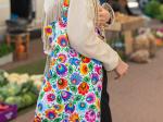 white lowicz flowers cotton bad on a model