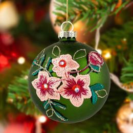 Bombka Haft matowa - zielona w różowe kwiaty