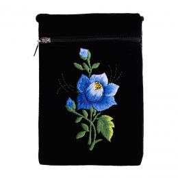 Paszportówka czarna - haftowana niebieska róża